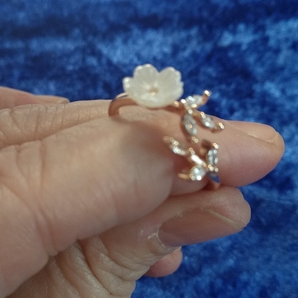 Rose Gold Plated Cherry Blossom Flower Bypass Ring CZ Crystal Sparkle - Picture 10 of 10